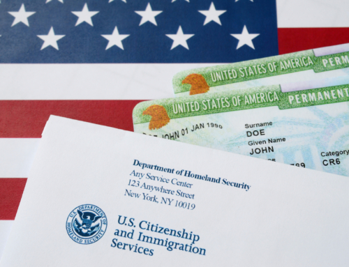 时代华语广播电台-川普金卡项目最新解读·移民局照片重复使用新规